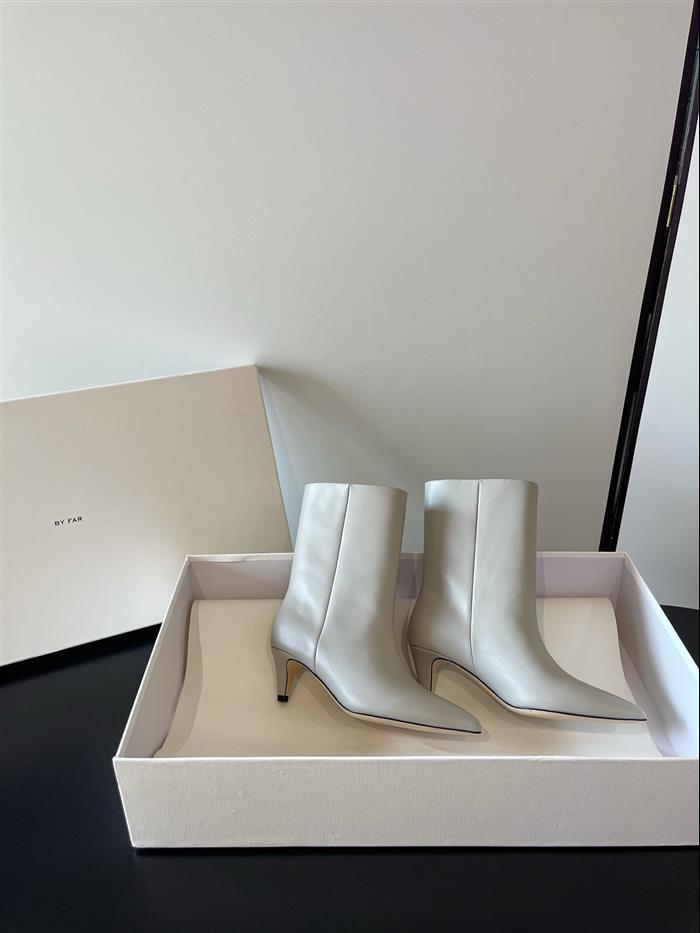 20251128172734657 390